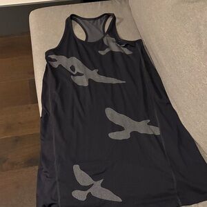 Oiselle Black and Gray Midi Dress